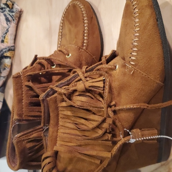 ♥️ LOVED MAURICES BOOTIES - Picture 6 of 10